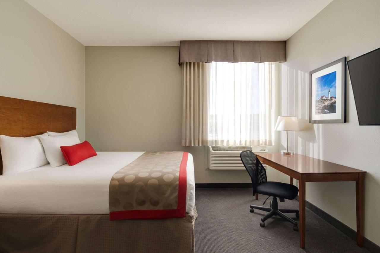 Bakken Airport Xwa Hotel & Studios วิลลิสตัน ภายนอก รูปภาพ