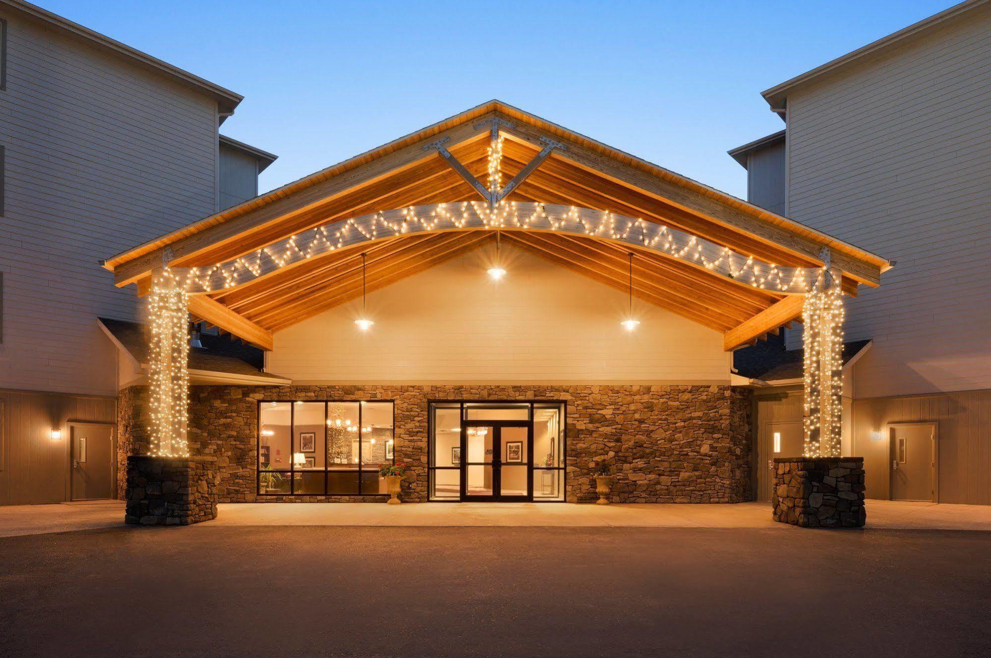 Bakken Airport Xwa Hotel & Studios วิลลิสตัน ภายนอก รูปภาพ